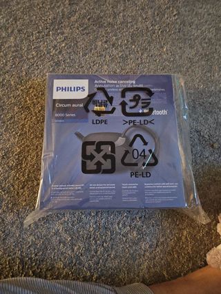 Cascos phillips over ear 8000 series