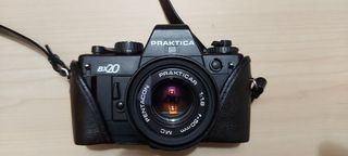 Camara Praktica Bx20 con 3 objetivos y accesorios