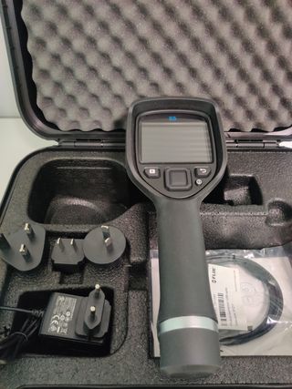 Cámara Térmica Compacta FLIR E5 XT