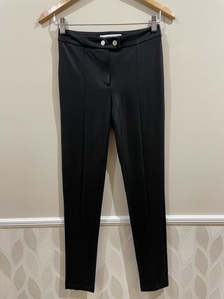 PANTALON NEGRO IMITACION CUERO