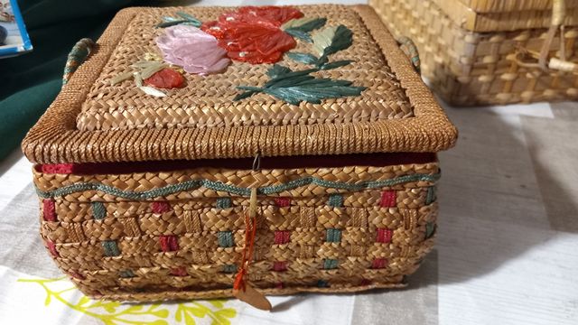 Cestino da lavoro in vimini