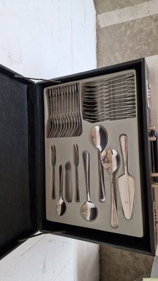 Cubertería completa