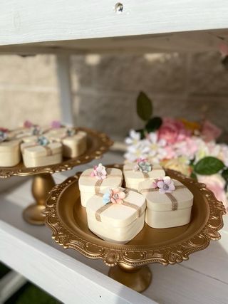 Aro decorativo y carrito candy