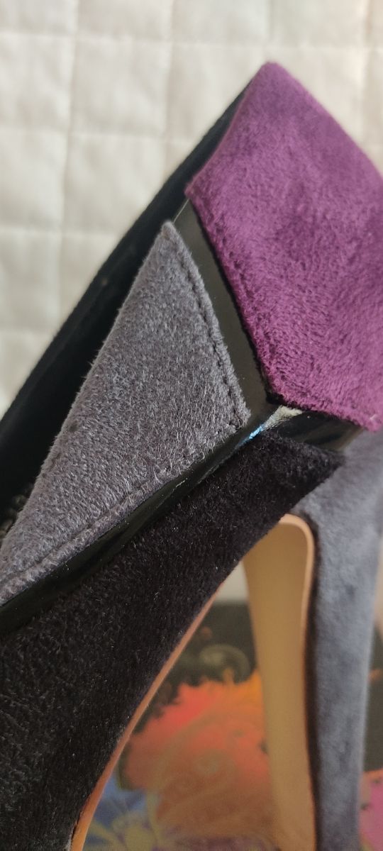 Scarpe con tacco alto