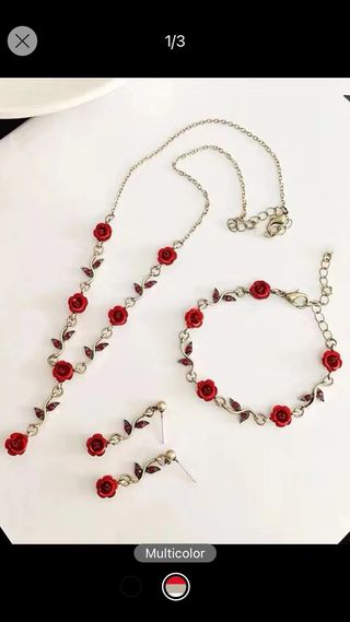Juego de pendientes, collar y pulsera