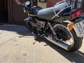moto guzzi conver v 1000