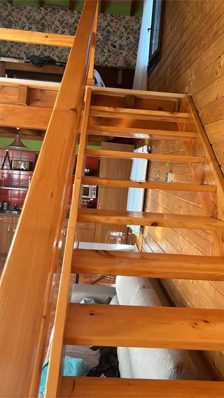 Carpintero de madera y montajes