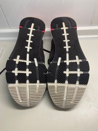 ZAPATILLAS REEBOK POCO USO 