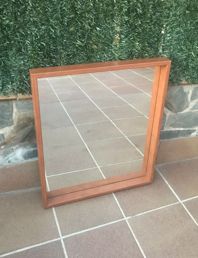 Espejo de madera vintage 60x70 cm