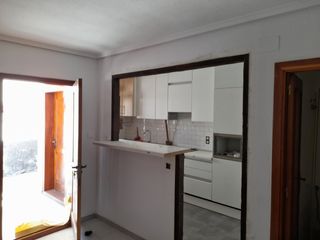 Albañil,fontanero, electricista etc..