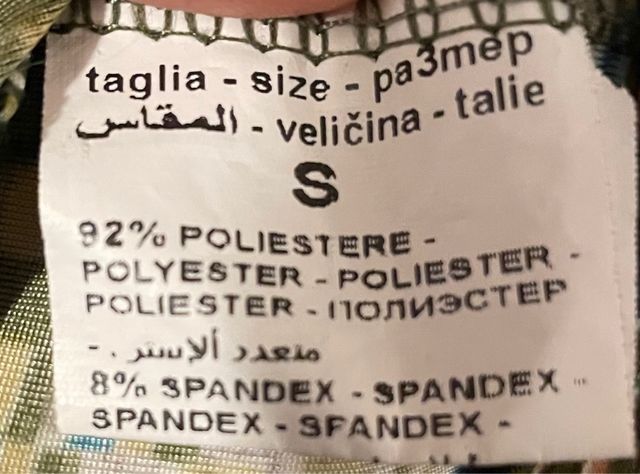 Maglia maniche asimmetriche