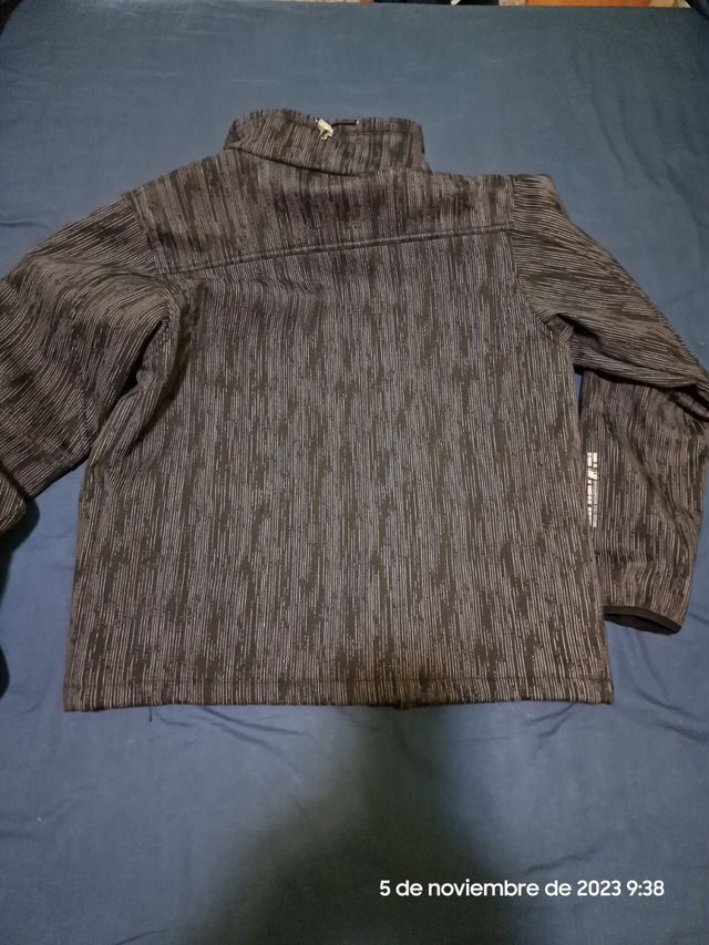 Cazadora talla M Joluvi (nueva)