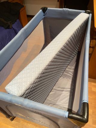 Cuna plegable de viaje