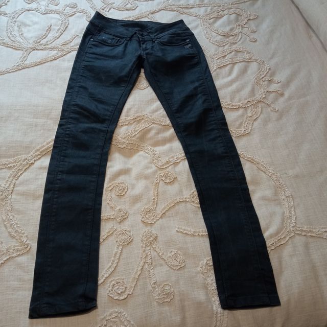 Pantal?�n vaquero G-Star mujer de segunda mano por 16 EUR en Tudela de Duero en WALLAPOP