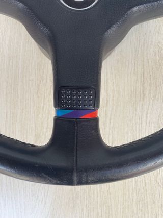 Volante BMW E30 Mtech1 380mm