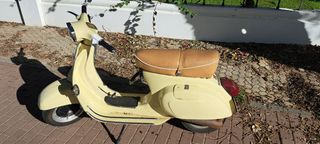 Moto vespa primavera 125 T3