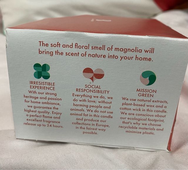 Bolsius Vela perfumada de cristal mediana magnolia