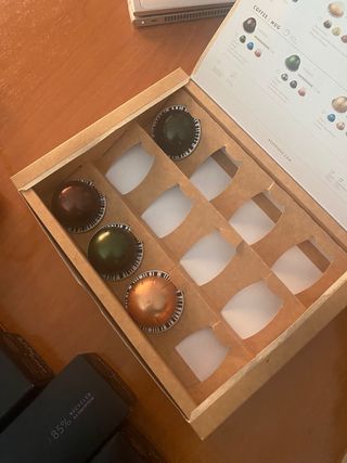 Cafetera Nespresso Vertuo pop aqua mint + cafe