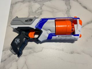 NERF FORTNITE IR + STRONGARM