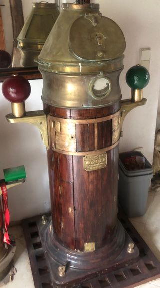 Bitacora de barco antigua Hezzanith