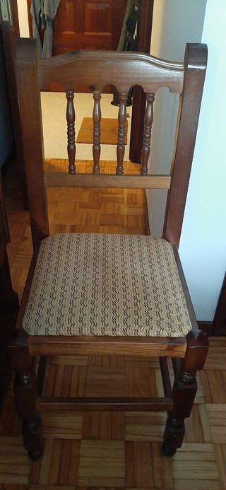 Sillas de madera