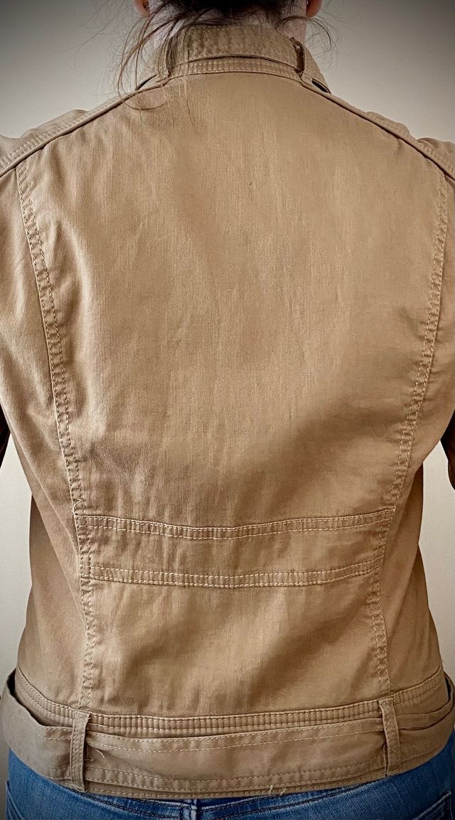 cazadora Abercrombie en perfecto estado