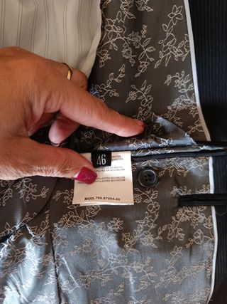 Se vende traje de hombre