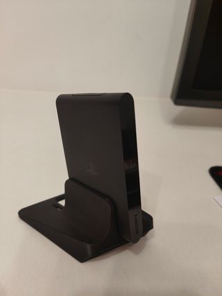 Soporte vertical PS Vita TV