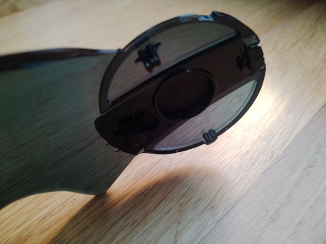 Visera solar para casco. 
