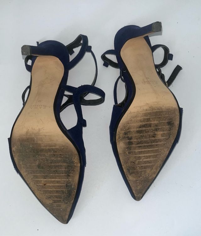 Zapatos ante azul pavo real. Talla 40. Zara.