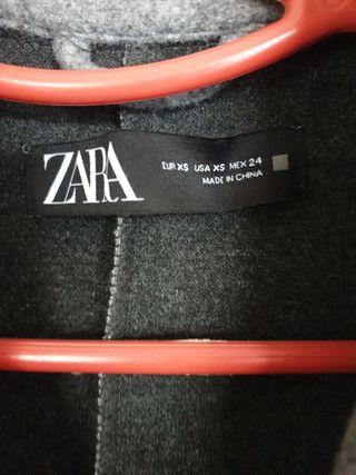 Chaleco largo Zara color gris 