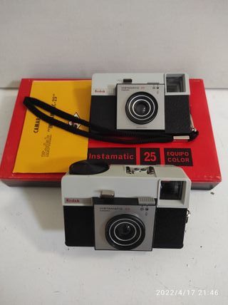 Pareja de cámara de fotos Instamatic 25 KODAK