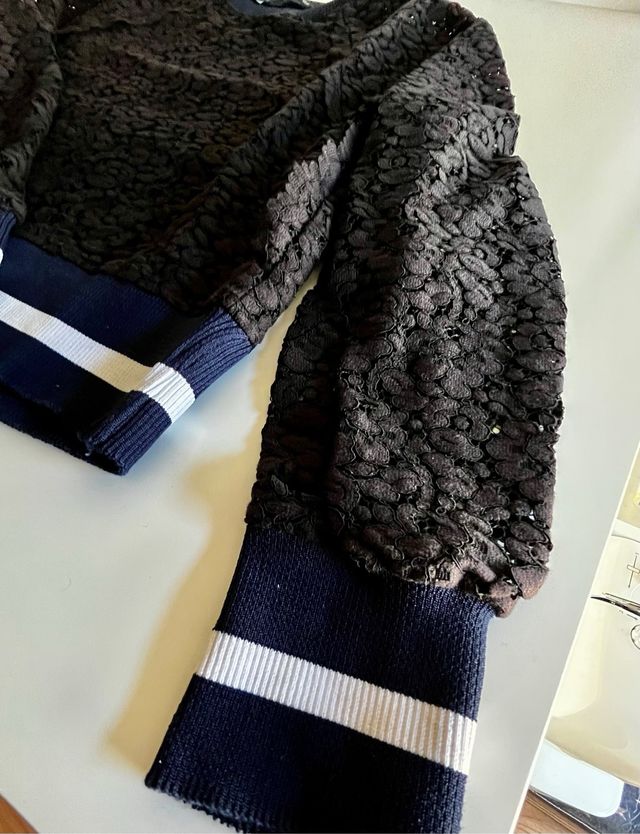 Sudadera encaje zara