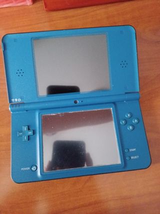 Nintendo DS XL