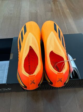 botas de fútbol NUEVAS