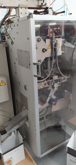 ENVASADORA MONODOSIS DE CAFÉ E INFUSIONES