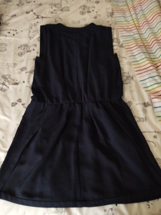 Vestido azul marino sin mangas