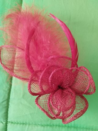 Tocados para el pelo o vestidos