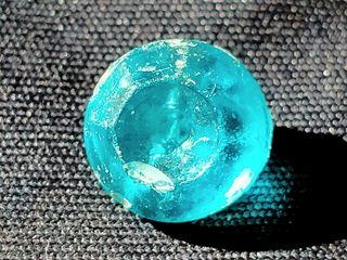 BOTON VIDRIO TALLADO HEXAG.AGUAMARINA