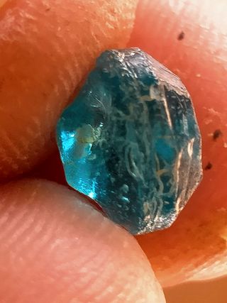 BOTON VIDRIO TALLADO HEXAG.AGUAMARINA