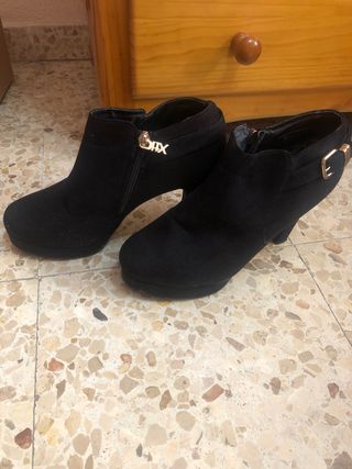 Botin negro tacon mujer