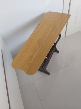 Revistero madera vintage,mesita apoyo, mesita tv.