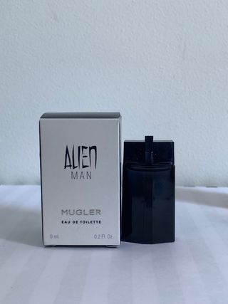 miniatura alien man