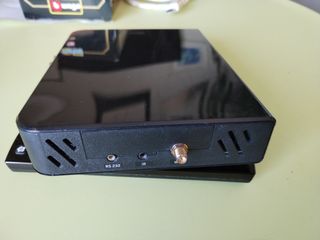 Receptor de satélite Engel RS4800Y