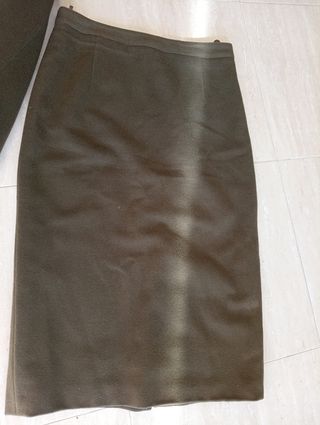 Traje Blazer y falda verde caqui lana