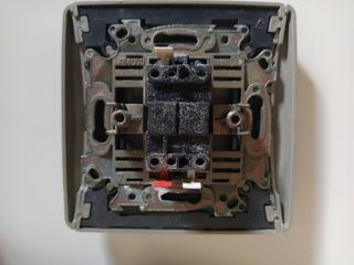Mecanismos enchufe interruptor
