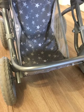 carrito de muñecas , bolso , portabebes y capazo