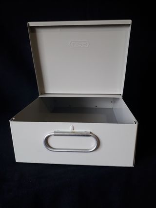 LIPS. Caja De Seguridad de Banco.