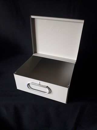 LIPS. Caja De Seguridad de Banco.