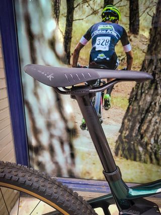 BMC FOURSTROKE 01 LT ONE